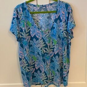 Lily Etta v-neck Top